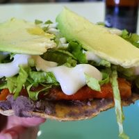 Tostaditas deliciosas!! (Creo que eran de tinga de zanahoria) at Corazon Verde in Queretaro
