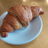 Vegan croissant 2 eur at Bistrot Fidelio in Pienza