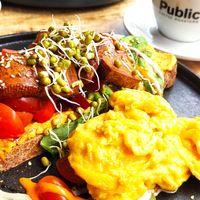 Teriyaki-Sandwich mit veganem Rührei at Alua Catering Cafe in Dresden