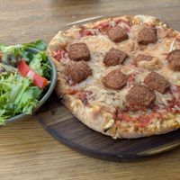 Vegan Chicken Pizza at Nomad Cafe and Deli in Harrogate