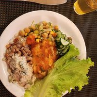 Delicious all-you-can-eat food at a fair price. The service also includes tea and coffee. #Veganuary at Shimeji com Banana in Sao Paulo