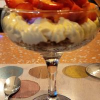 Strawberries and Chantilly crema at Indigeno Roma in Rome