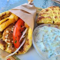 "Chicken" Souvlaki, Tzatziki, and Pita Bread at Mama Tierra - Acropolis in Athens