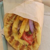 "Chicken" Pita at Mama Tierra - Acropolis in Athens