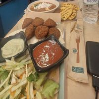  at Mama Tierra - Acropolis in Athens