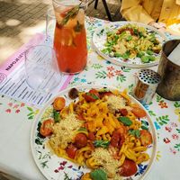 Makaron z wuchtą pomidorów & Tagliatelle Alfredo at Owca Cała in Poznan