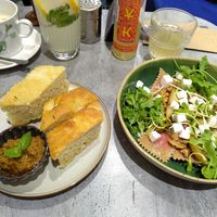 Foccacia, Ravioli Duze at Owca Cała in Poznan
