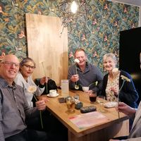 Happy diners 😁😁 at Owca Cała in Poznan