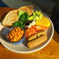 Nicely proportioned full vegan English at Baxter Baristas in Coventry