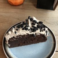 chocolate cake with miso topping   at Oproer Brouwerij Biercafé in Utrecht