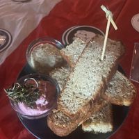 Focaccia with dips  at Oproer Brouwerij Biercafé in Utrecht