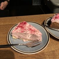 strawberry cheesecake gf  at Oproer Brouwerij Biercafé in Utrecht