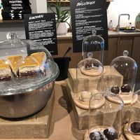 Kuchen und Bällchen   at LUSH Cafe in Munich