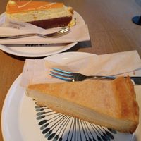 Cheesecake and mango&chococake at LUSH Cafe in Munich