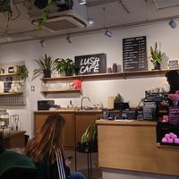  at LUSH Cafe in Munich