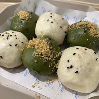 The Universal Bao  at Space Bao 宇宙生煎 in Taipei