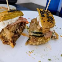 El Feo burger at Oé Bistró in Leioa