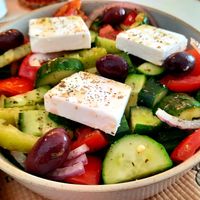 Delicious Greek salad at Rhino Vegan Beat in Mykonos