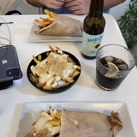 My partner (not vegan but still loved his!) had the Greek gyros and I had the chick’n fitty. We also shared truffle fries   at Rhino Vegan Beat in Mykonos