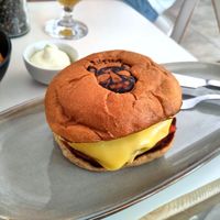 Cheese burger at Rhino Vegan Beat in Mykonos