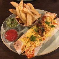 Vegane Enchilladas mit Chilli sin Carne und veganem Käse  at Hola! Taco in Hof