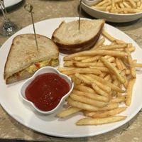 Vegan Becky (comes with fries) #Veganuary at Americano Pie Bar in Islip