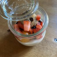 Coffee cookie do mit lemon curt und Früchten   at TRAFIK Kiosk Café in Calw