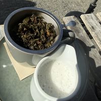 Te verde con leche de avenaa  at Galripo in Peso Da Regua