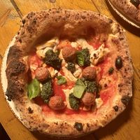 Pizza  at 60 seconds to Napoli in Berlin