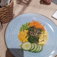 Veggie bowl at Japanos Athenaeum in Bucharest