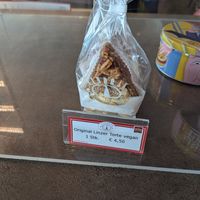 Vegane Linzer Torte at Jindrak Konditorei in Linz