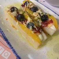 White asparagus with peach, blueberries, almonds, olive oil, and cream inside (server said it’s vegan, but good to double check)  at Al Punto in Gandia