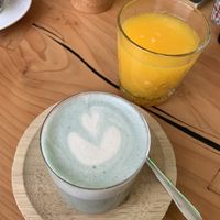 butterfly pea con latte vegetale di default   at Sedici in Ravenna