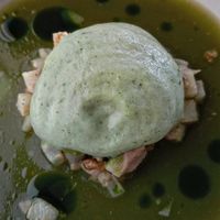 Zweiter Gang Suppe von grünem Apfel mit Haselnuss at Flow Yoga & Food in Delft