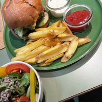 beyond burger  at Katzentempel - Leipzig Mitte in Leipzig