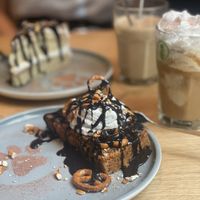 Toasted Carrot cake with pretzels and cream   at Katzentempel - Leipzig Mitte in Leipzig