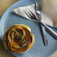 Apple frangipani tart at Wild Pear Kitchen in New Plymouth