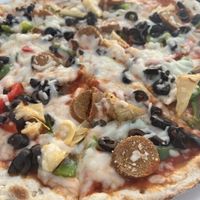 Vegan pizza   at Hadicurari in Noord