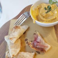 Antipasto vegan at Antica Locanda Luigina in Mattarana