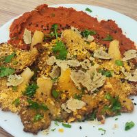 Setas y vegasada con lascas de parmesano hecho por ellas at La Tarara de Guaso in Huesca