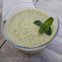 Zucchini and mint soup at La Tarara de Guaso in Huesca
