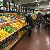 Produce on ground floor at Fairway - Upper West Side in New York City
