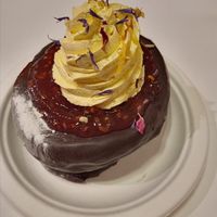 Mango cream and raspberry chocolate Kronut at Chök - Sevilla in Sevilla