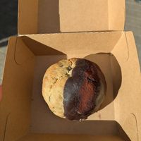 Brookie outside at Chök - Sevilla in Sevilla