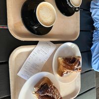 blueberry vetelängd and oat cappucino at Mormors Bageri in Lund