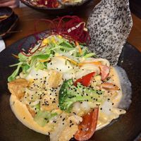 Udon-Nudeln mit Kokos-Currysoße at Bay Vegan in Halle