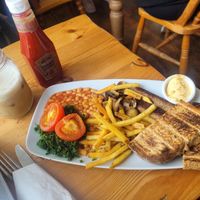 Iced Oat Latte, Ketchup and Full Vegan at Pantri in Llanberis