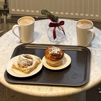 Vegan one is the taller one with the darker top  at Gateau - Södra Förstadsgatan in Malmo