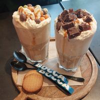 🤩 at YB by Yoghurt Barn - Vinkenburgstraat in Utrecht