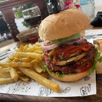 Vegan burger   at Antica Osteria Pisac - Tratoria Pizzeria in Pisac